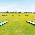 8 Person In Brovst-by Traum